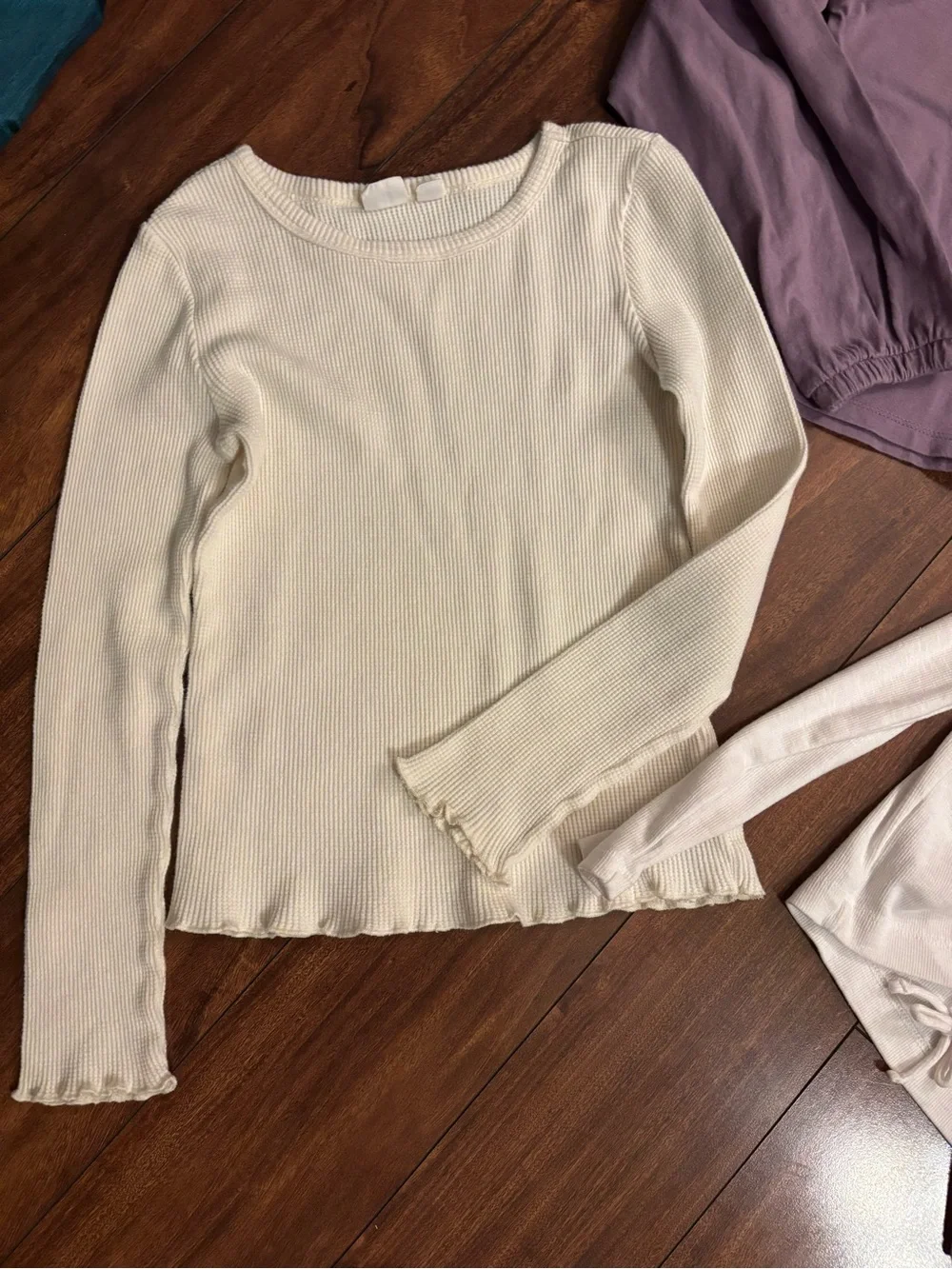 3 Pcs Gap Kids Tops, Long Sleeve Size M (8) in Great Condition